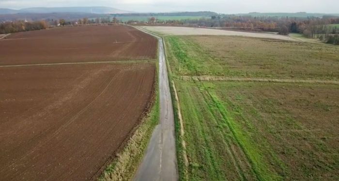 Amazon und das Beller Feld - Vernichtung wertvoller landwirtschaftlicher Böden